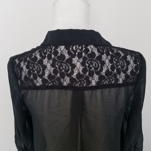 Chiffon button up lace top - Picture 3 of 6